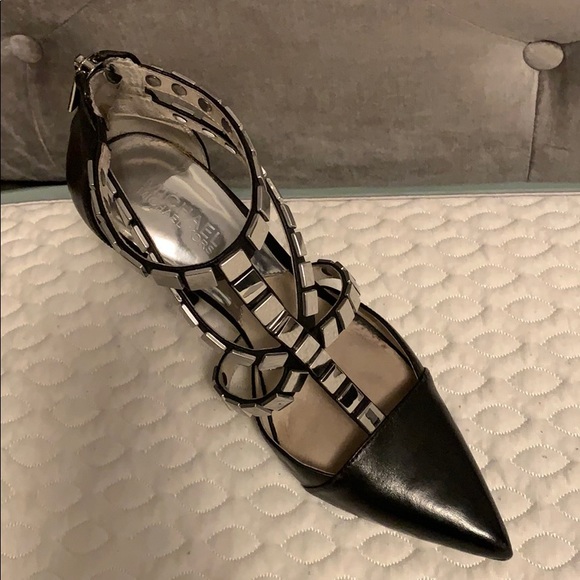 MK heels - Picture 2 of 6